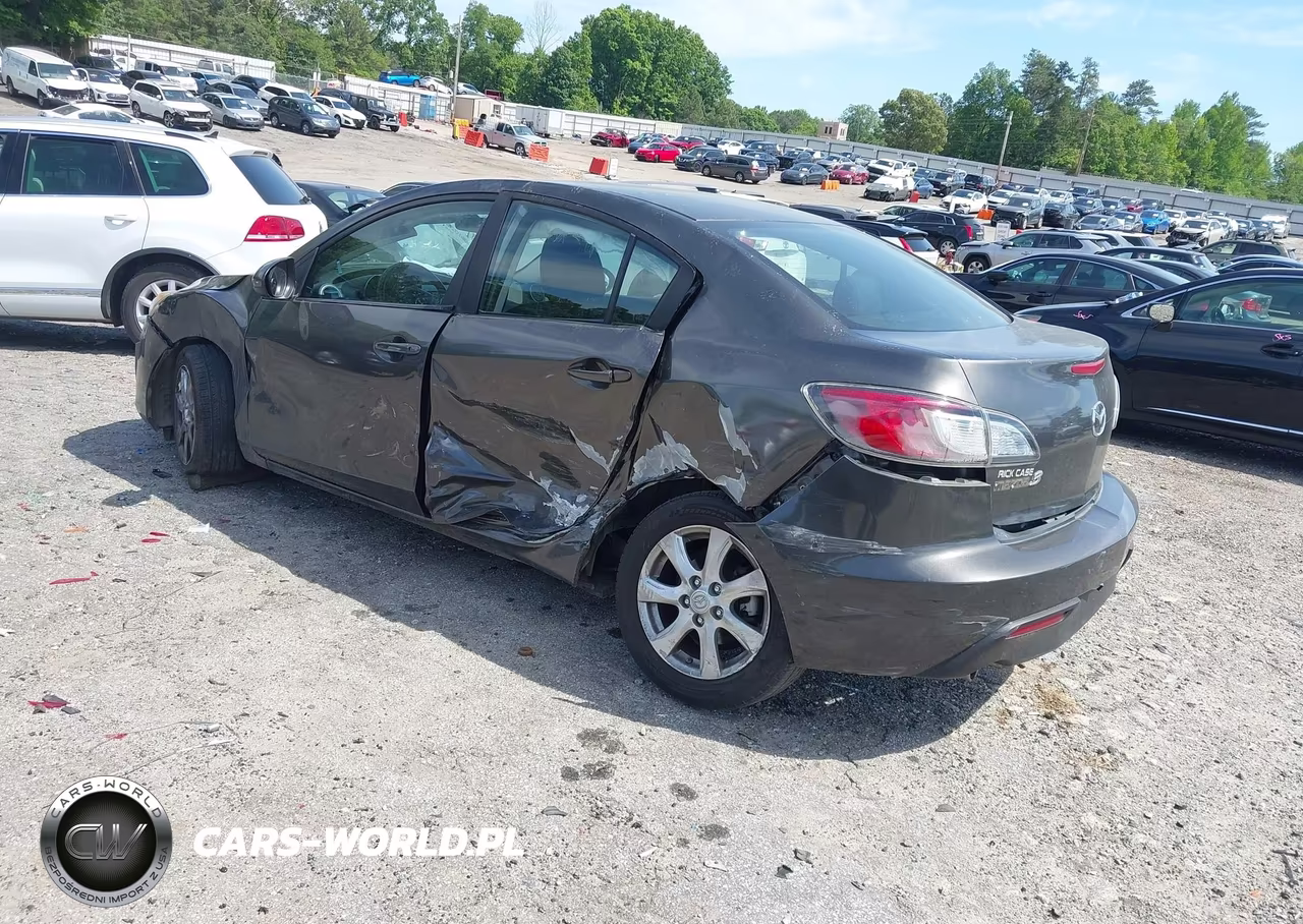 2011 Mazda Mazda3 I Touring VIN:JM1BL1VF6B1355755 - 3