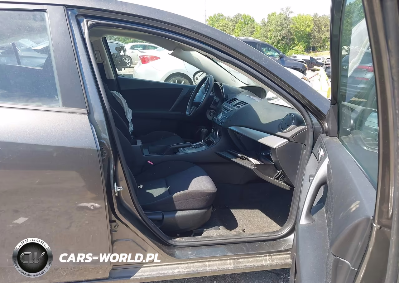 2011 Mazda Mazda3 I Touring VIN:JM1BL1VF6B1355755 - 5