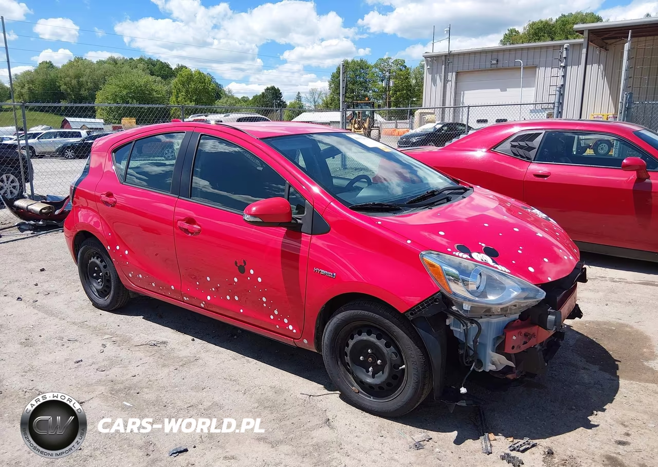 2015 Toyota Prius C Two – zdjęcie 1 z 16