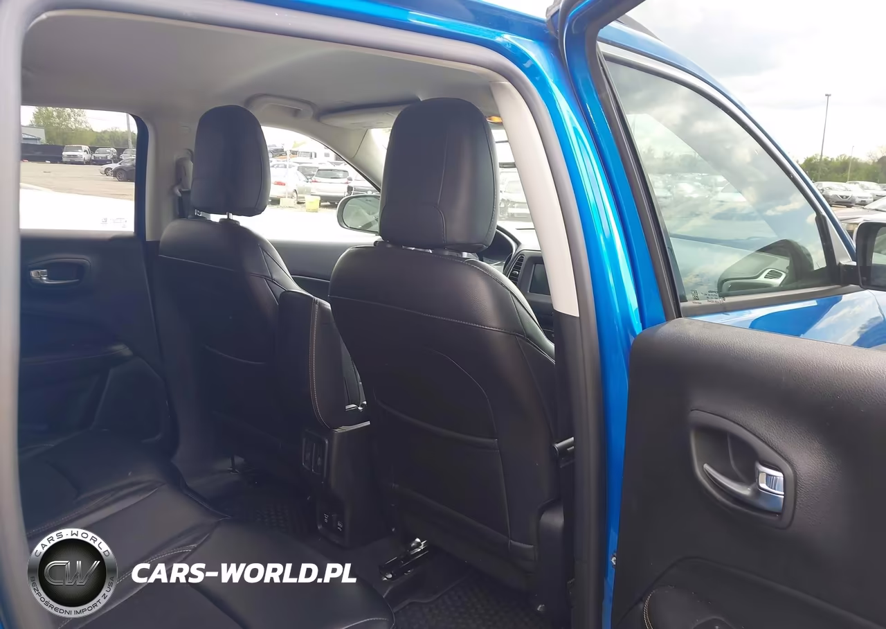 2018 Jeep Compass Latitude Fwd VIN:3C4NJCBB9JT233513 - 8
