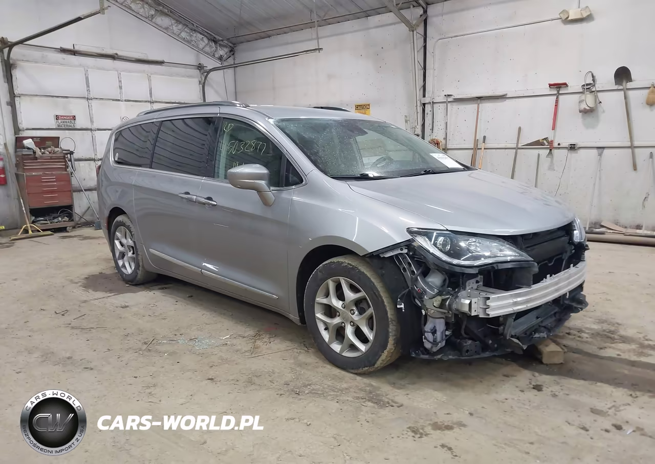 2019 Chrysler Pacifica Touring L