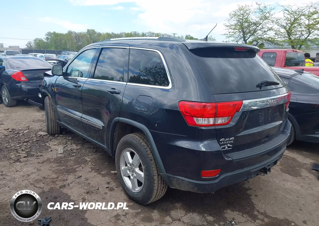 2012 Jeep Grand Cherokee Laredo VIN:1C4RJFAG9CC292673 - 3
