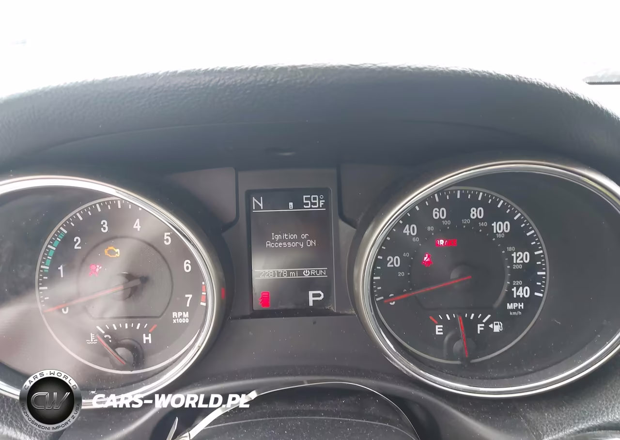 2012 Jeep Grand Cherokee Laredo VIN:1C4RJFAG9CC292673 - 7