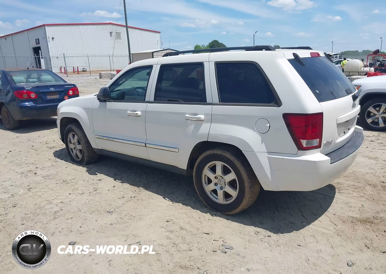 2010 Jeep Grand Cherokee Laredo VIN:1J4PR4GK0AC140269 - 3