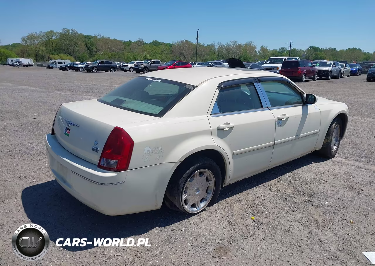 2005 Chrysler 300 Touring VIN:2C3JA53G85H179659 - 4