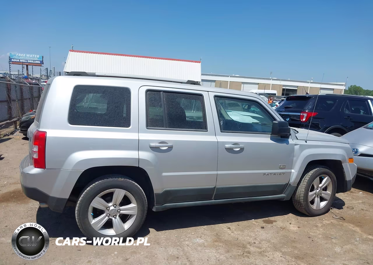 2011 Jeep Patriot Latitude X VIN:1J4NT4GB2BD169213 - 13