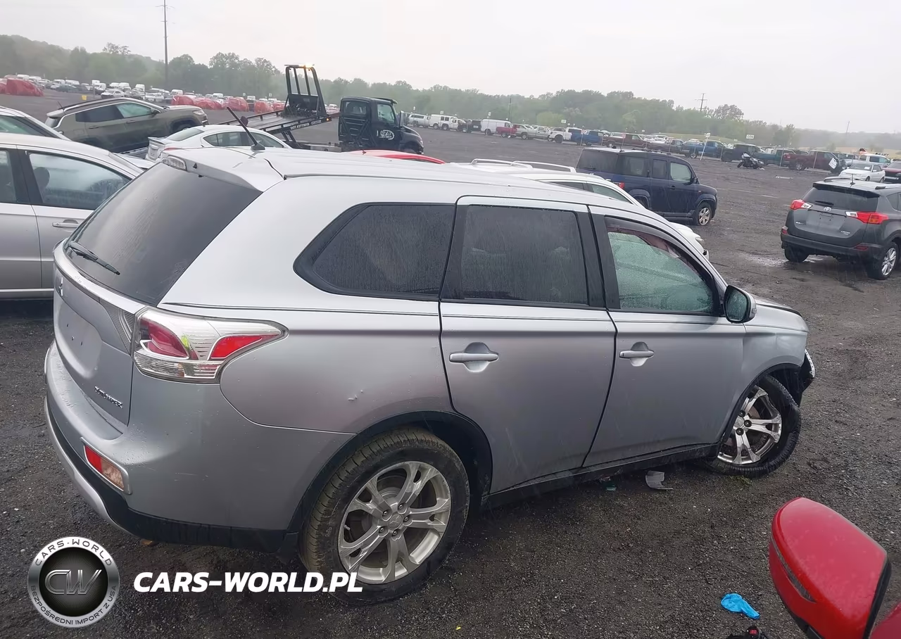 2015 Mitsubishi Outlander Se VIN:JA4AZ3A32FZ003209 - 13
