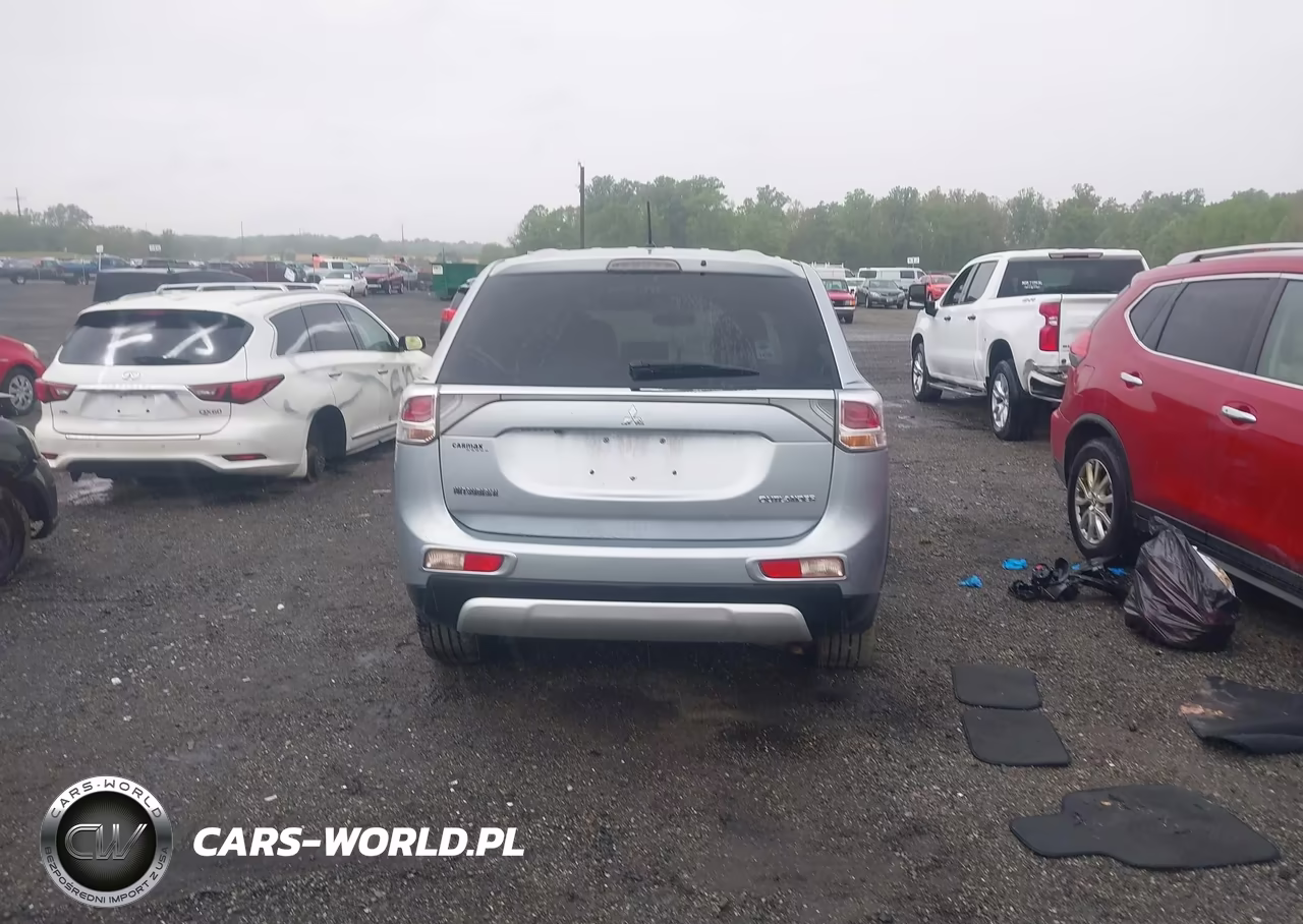 2015 Mitsubishi Outlander Se VIN:JA4AZ3A32FZ003209 - 16