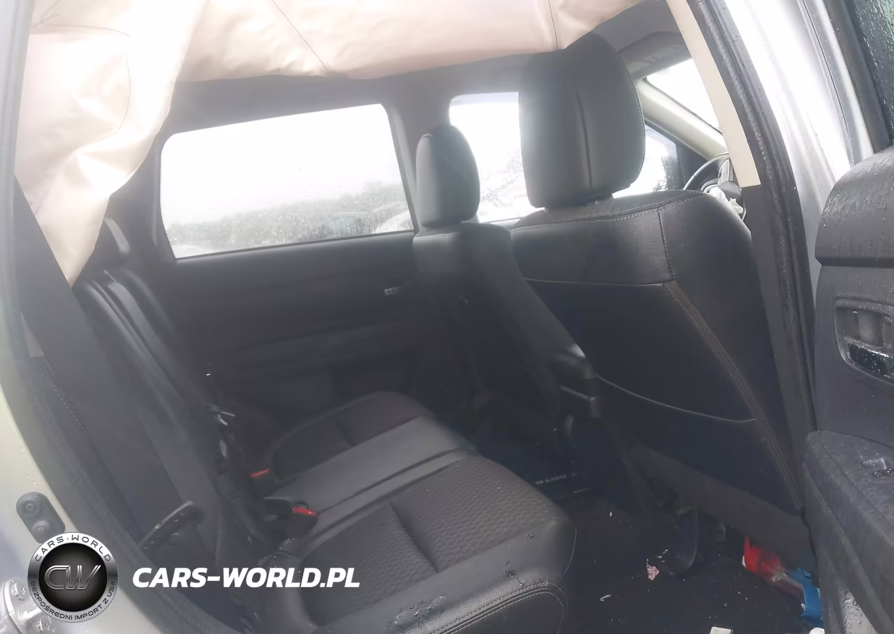 2015 Mitsubishi Outlander Se VIN:JA4AZ3A32FZ003209 - 8