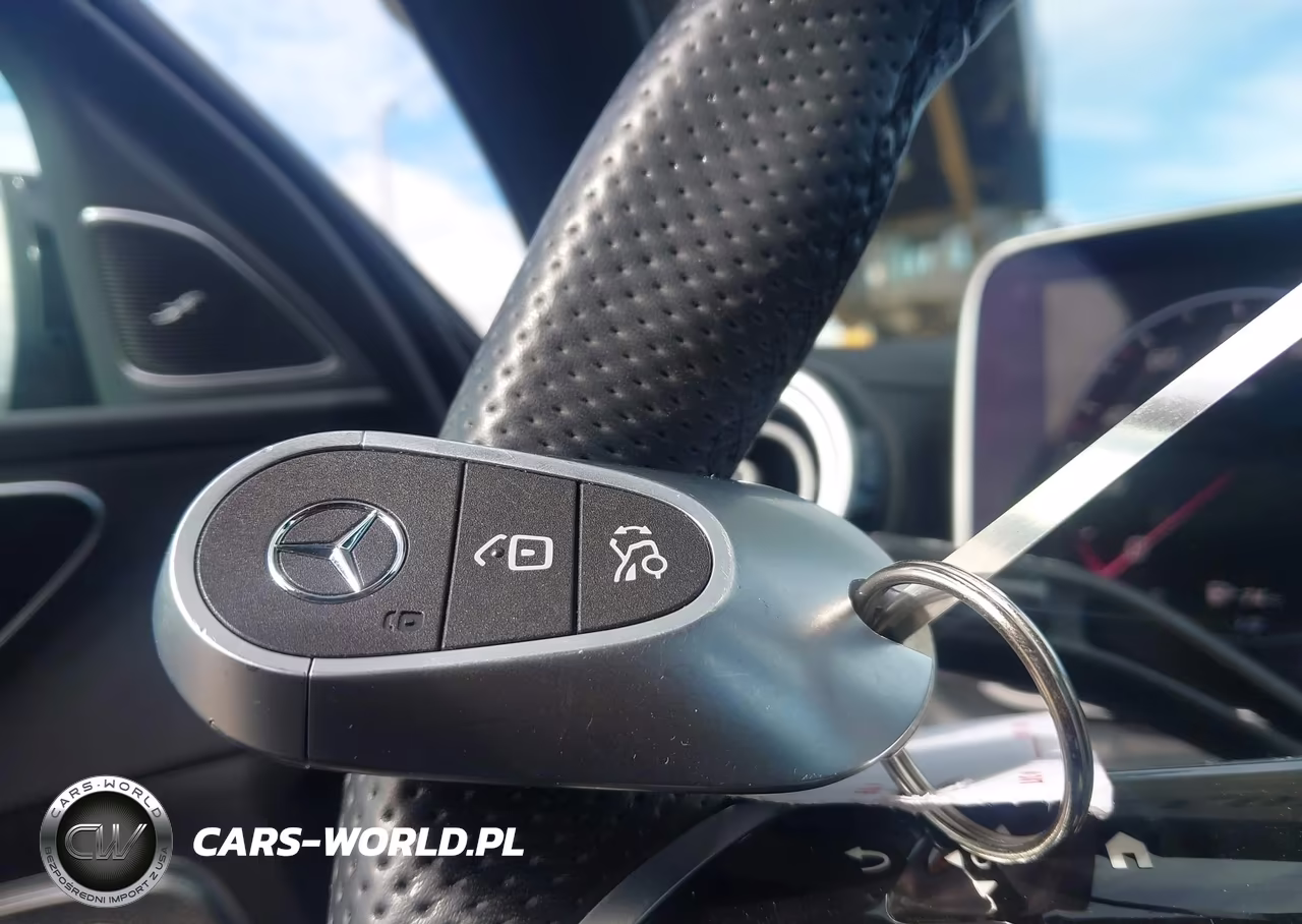 2025 Mercedes-Benz C 300 VIN:W1KAF4HB6SR245003 - 11