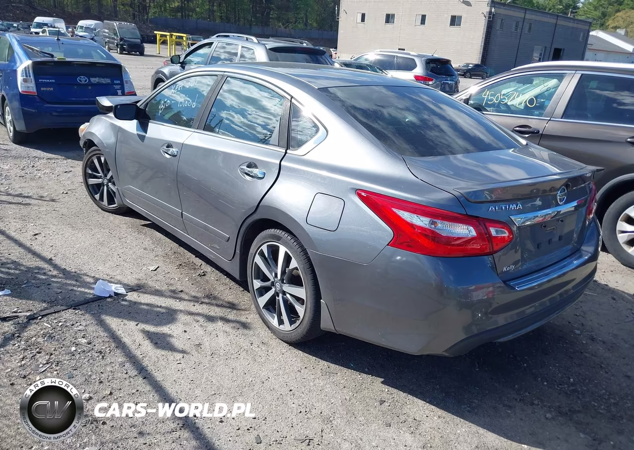 2016 Nissan Altima 2.5 Sr VIN:1N4AL3AP7GC186952 - 3