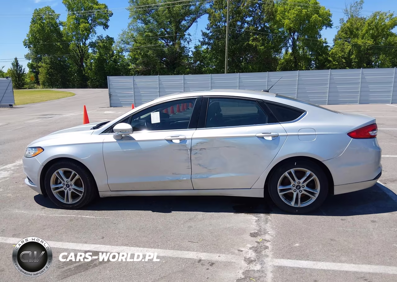 2018 Ford Fusion Se VIN:3FA6P0H7XJR273493 - 13