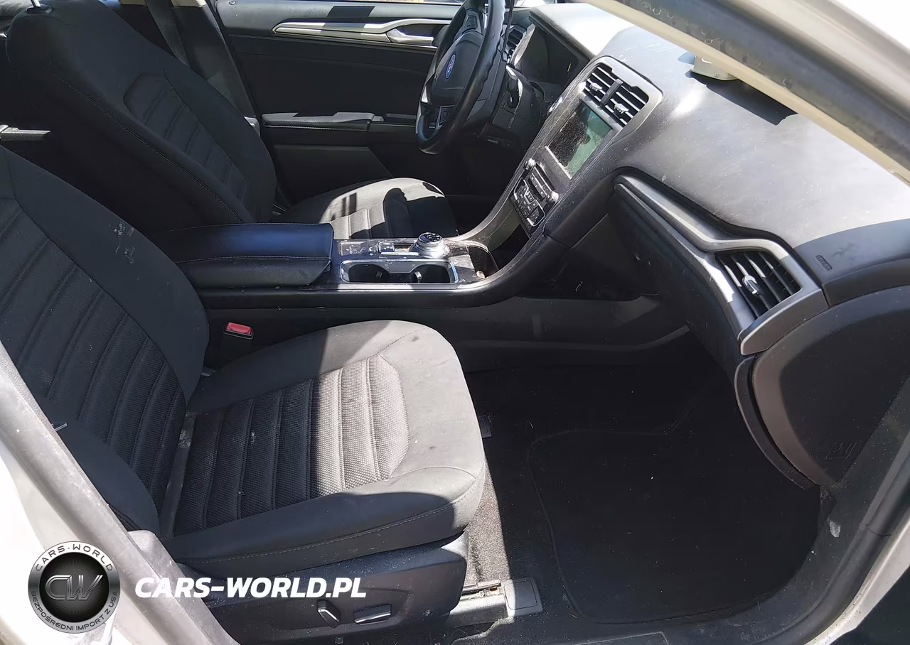 2018 Ford Fusion Se VIN:3FA6P0H7XJR273493 - 5