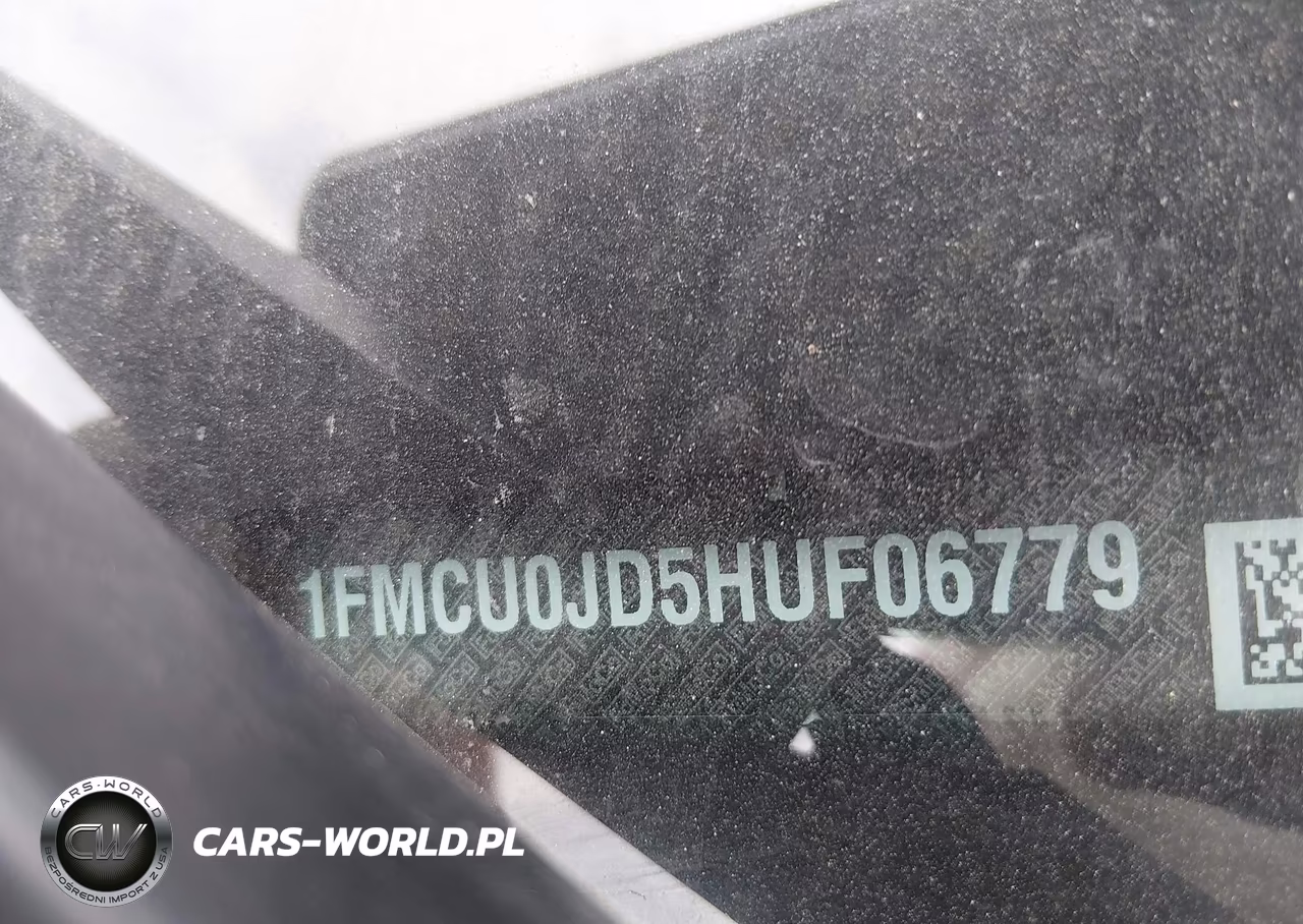 2017 Ford Escape Titanium VIN:1FMCU0JD5HUF06779 - 9