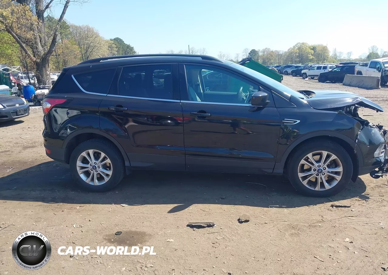 2017 Ford Escape Se VIN:1FMCU9GD2HUE41840 - 13