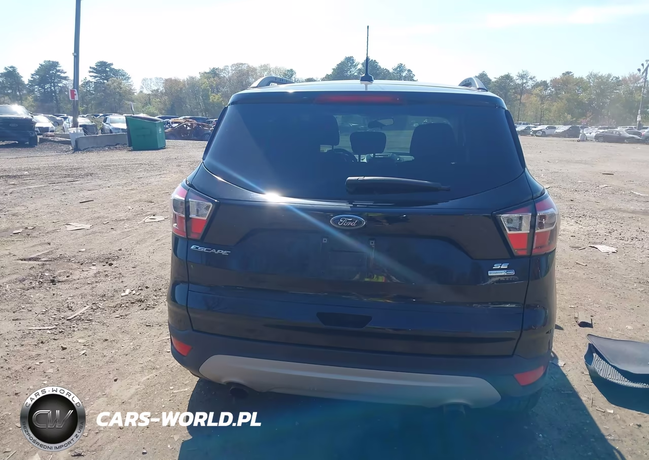 2017 Ford Escape Se VIN:1FMCU9GD2HUE41840 - 16
