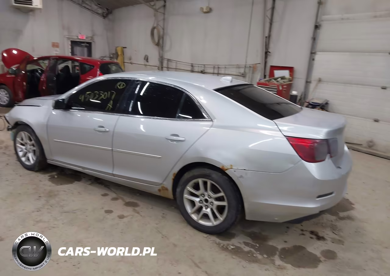 2013 Chevrolet Malibu 1Lt VIN:1G11C5SA2DF336064 - 3