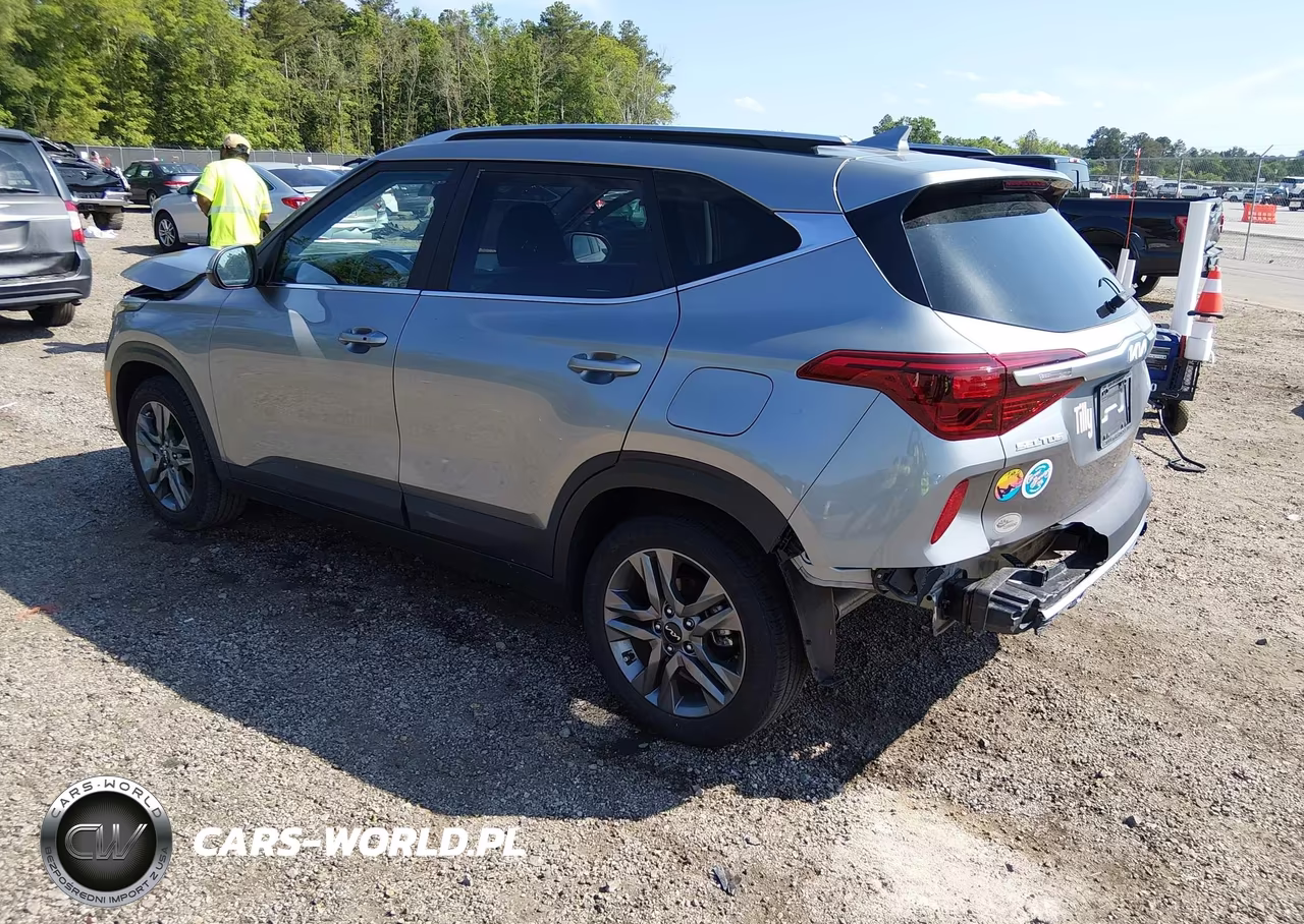 2023 Kia Seltos S VIN:KNDEU2AA5P7446689 - 3