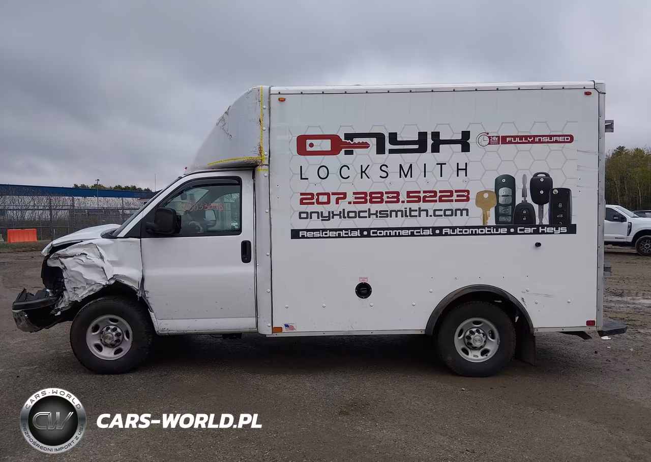 2024 Chevrolet Express Cutaway Work Van VIN:1HA0GRF78RN015412 - 15