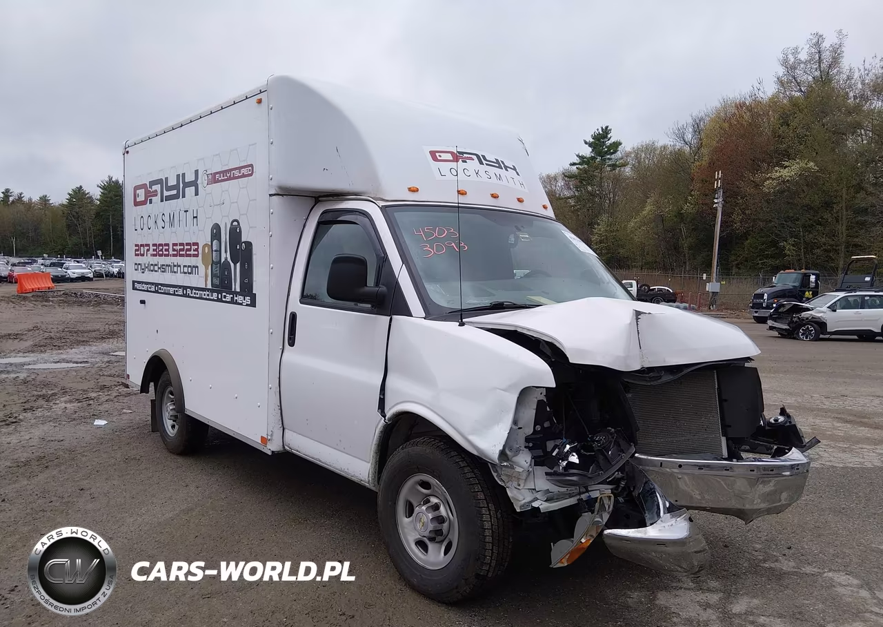 2024 Chevrolet Express Cutaway Work Van VIN:1HA0GRF78RN015412 - 18