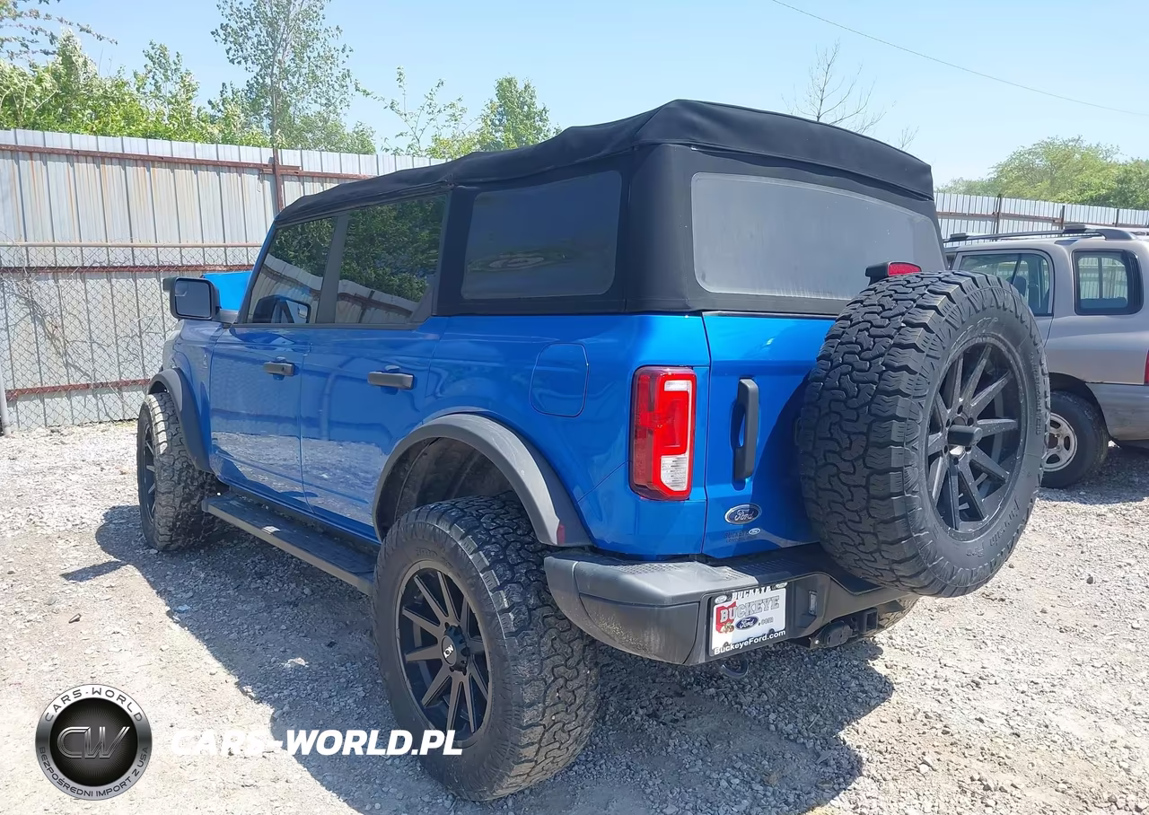 2023 Ford Bronco Black Diamond VIN:1FMEE5DP0PLA90377 - 3
