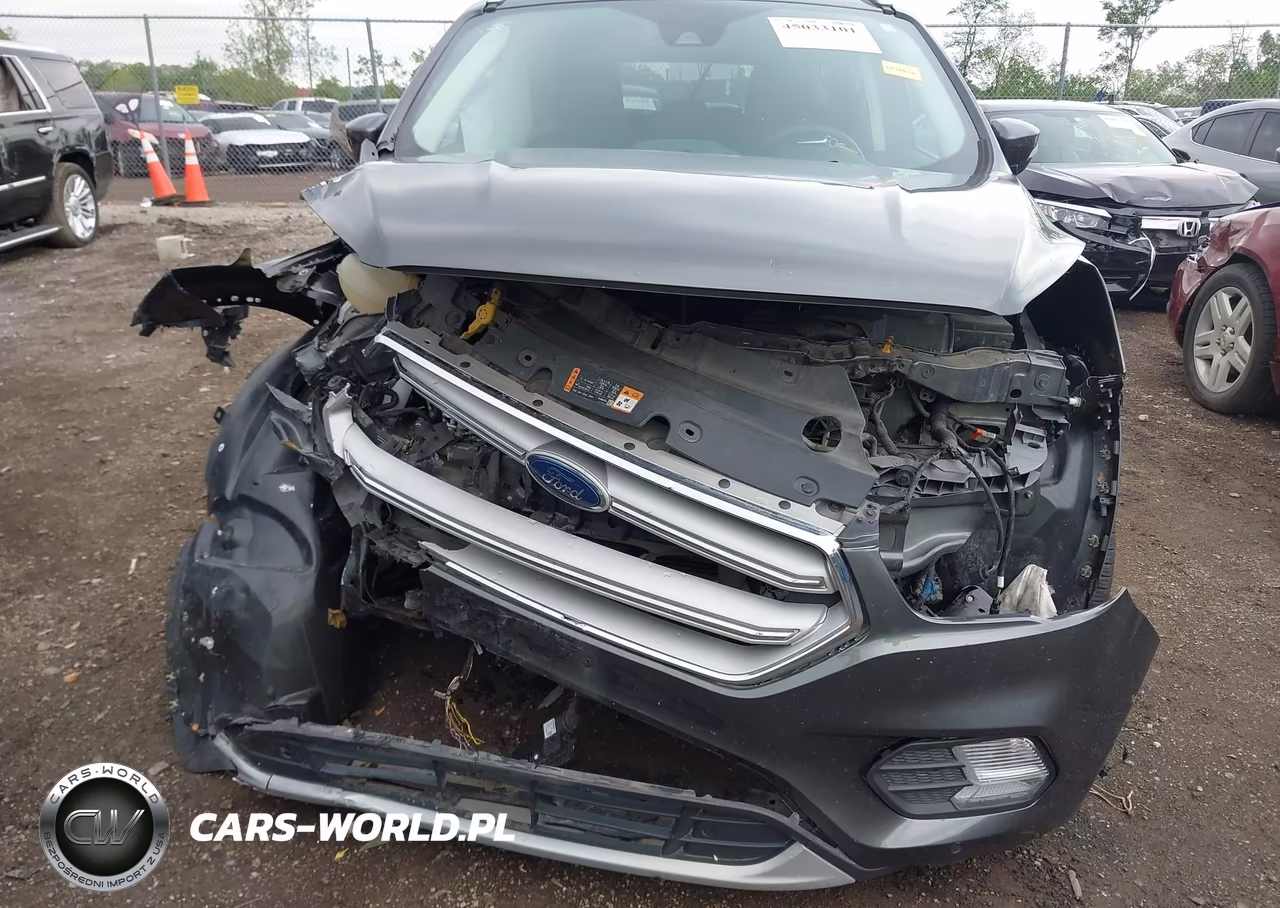 2018 Ford Escape Titanium VIN:1FMCU9J98JUB55758 - 6
