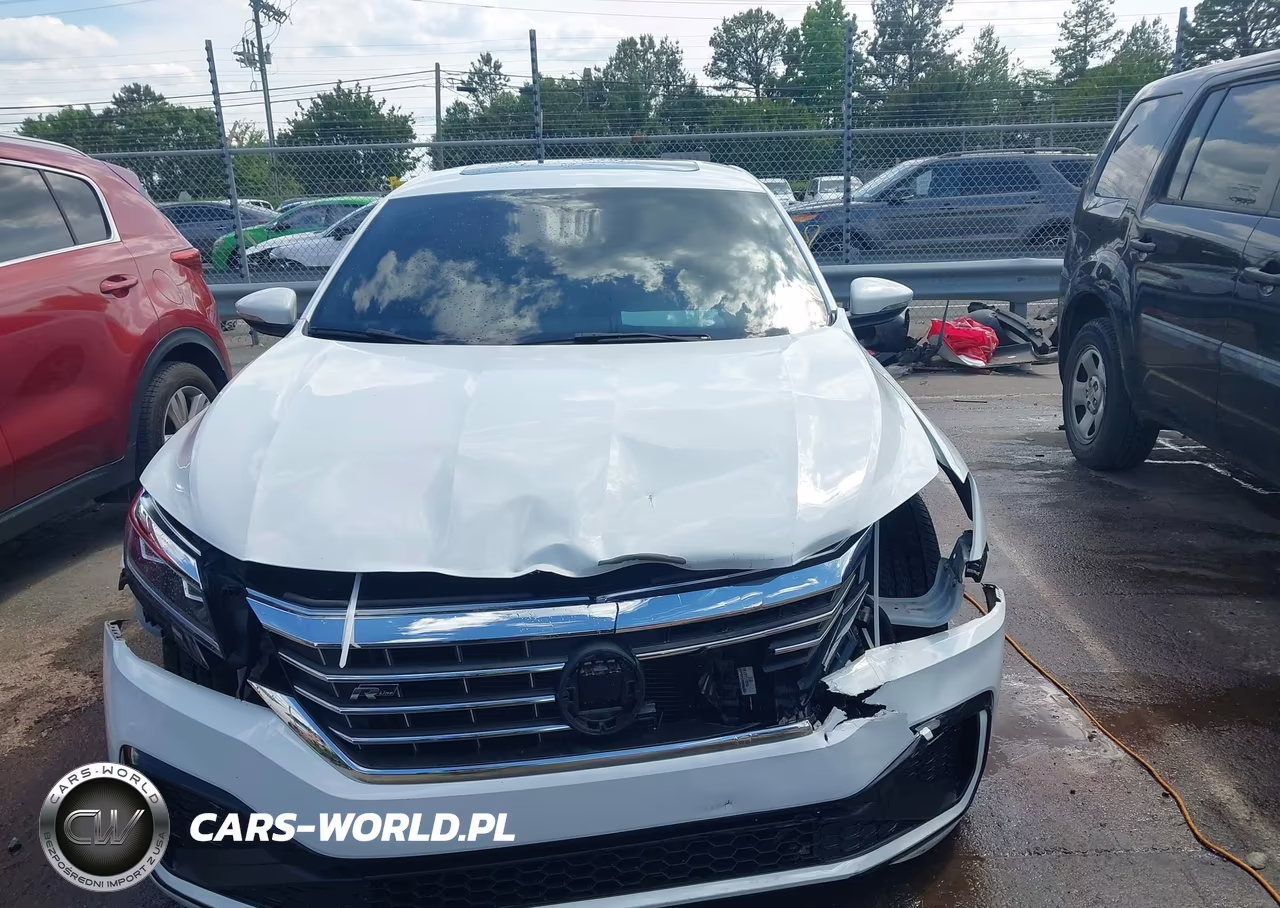 2021 Volkswagen Passat 2.0T R-Line VIN:1VWMA7A36MC000697 - 13