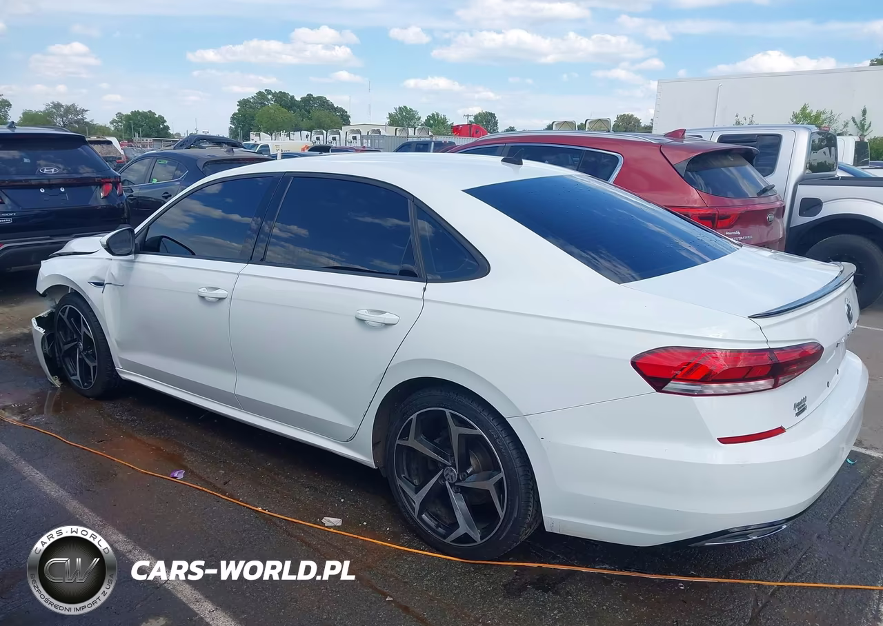 2021 Volkswagen Passat 2.0T R-Line VIN:1VWMA7A36MC000697 - 15