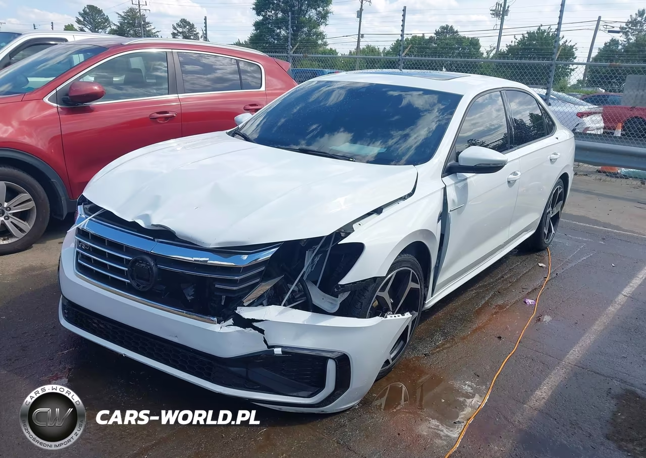 2021 Volkswagen Passat 2.0T R-Line VIN:1VWMA7A36MC000697 - 2