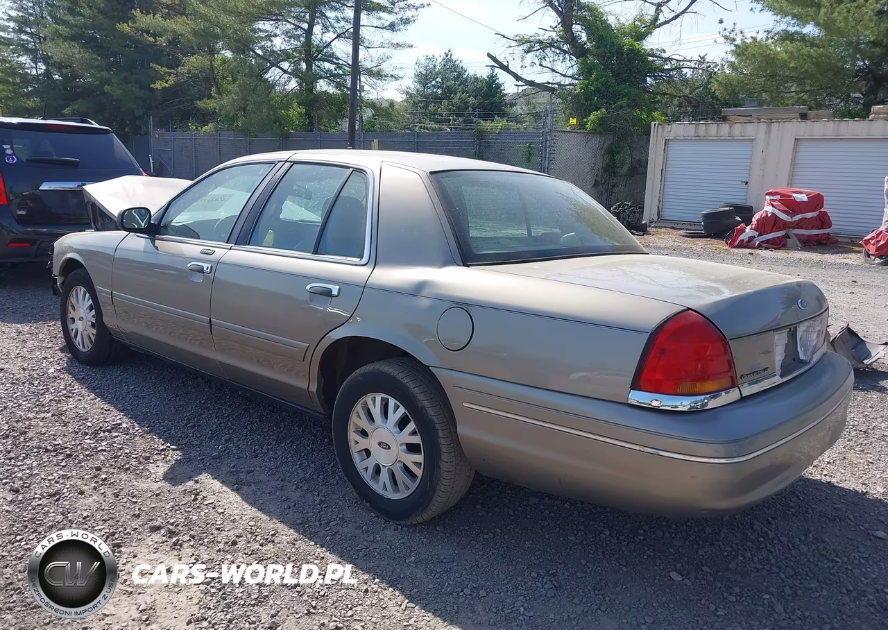 2003 Ford Crown Victoria Lx VIN:2FAFP74W13X109754 - 3