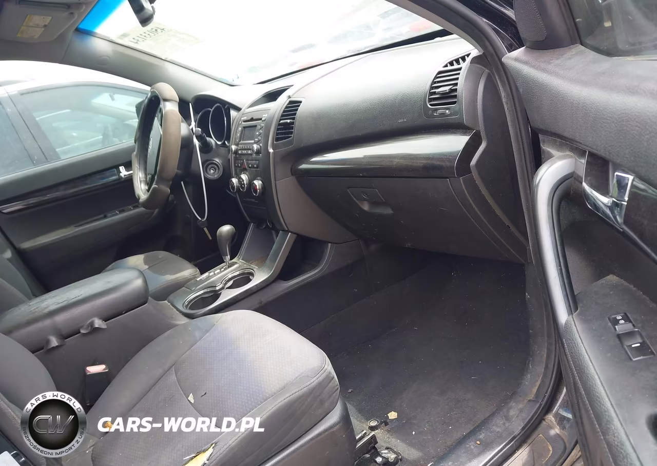 2013 Kia Sorento Lx VIN:5XYKT3A16DG414618 - 5