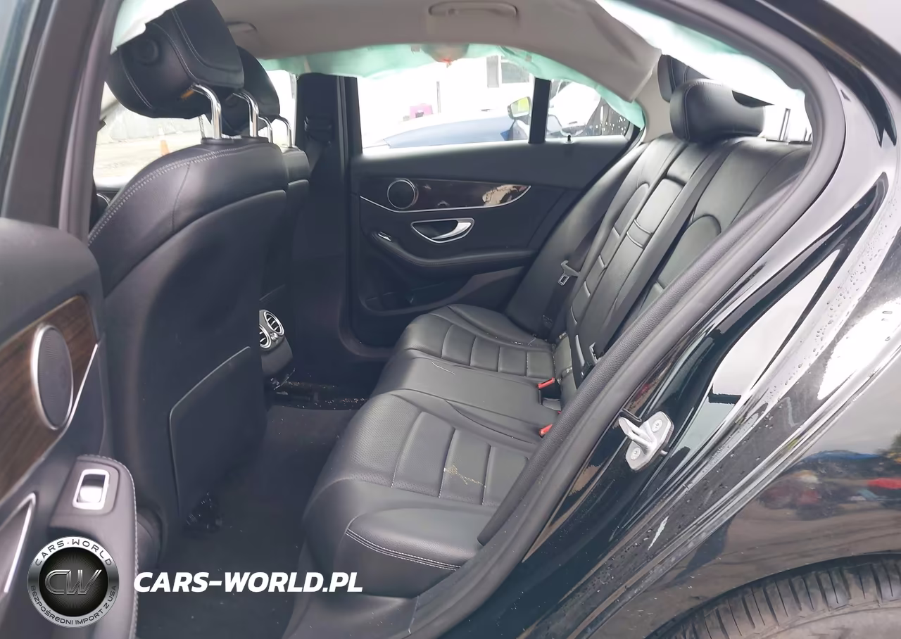 2017 Mercedes-Benz C 300 VIN:55SWF4JBXHU225666 - 8