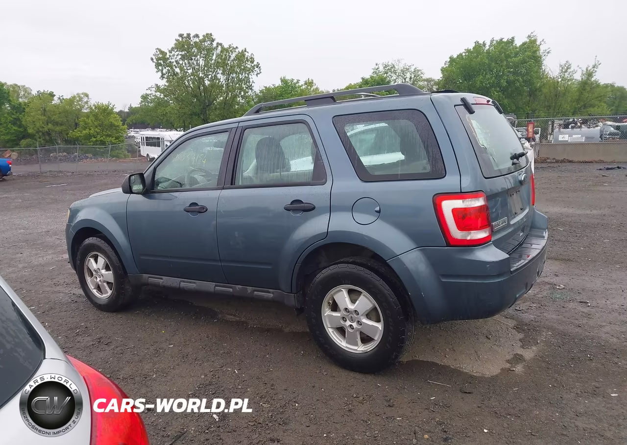 2011 Ford Escape Xls VIN:1FMCU9C72BKB51567 - 14