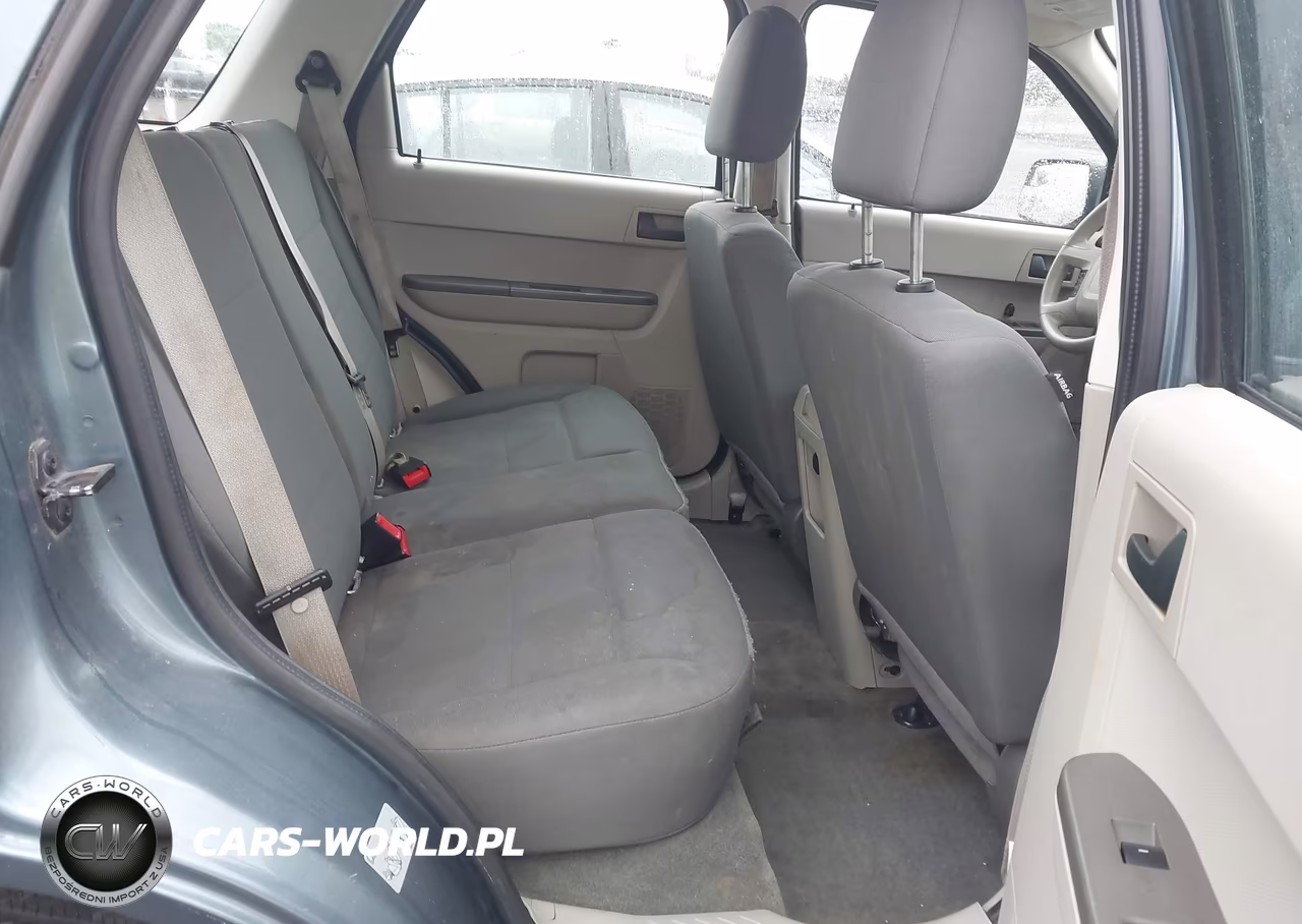 2011 Ford Escape Xls VIN:1FMCU9C72BKB51567 - 8