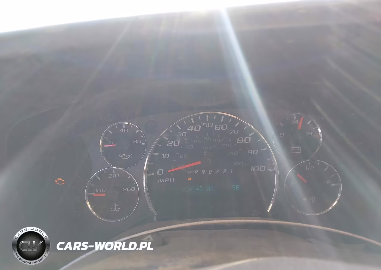2010 Chevrolet Express 1500 Work Van VIN:1GCUGADX7A1107729 - 7