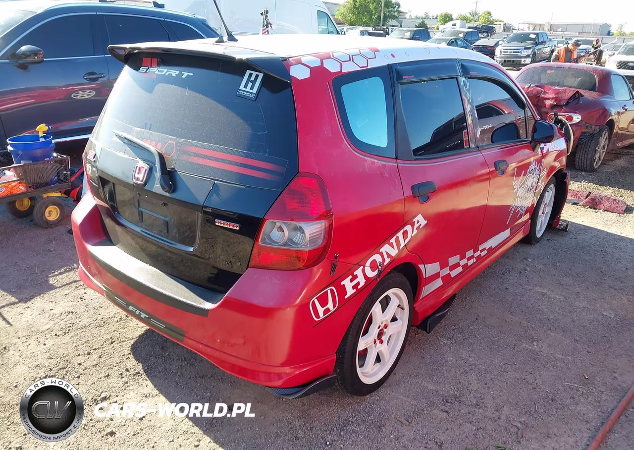 2007 Honda Fit Sport VIN:JHMGD38677S028971 - 4