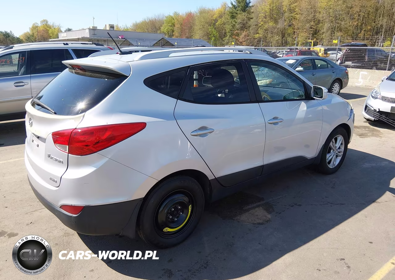 2012 Hyundai Tucson Gls VIN:KM8JUCAC5CU491483 - 4