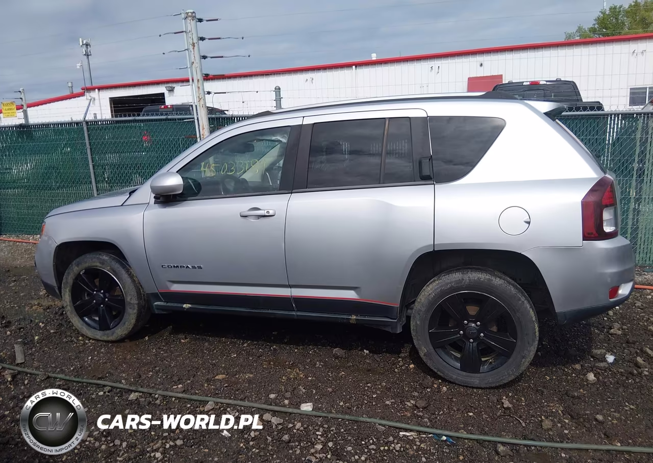 2014 Jeep Compass Latitude VIN:1C4NJCEA7ED538054 - 14
