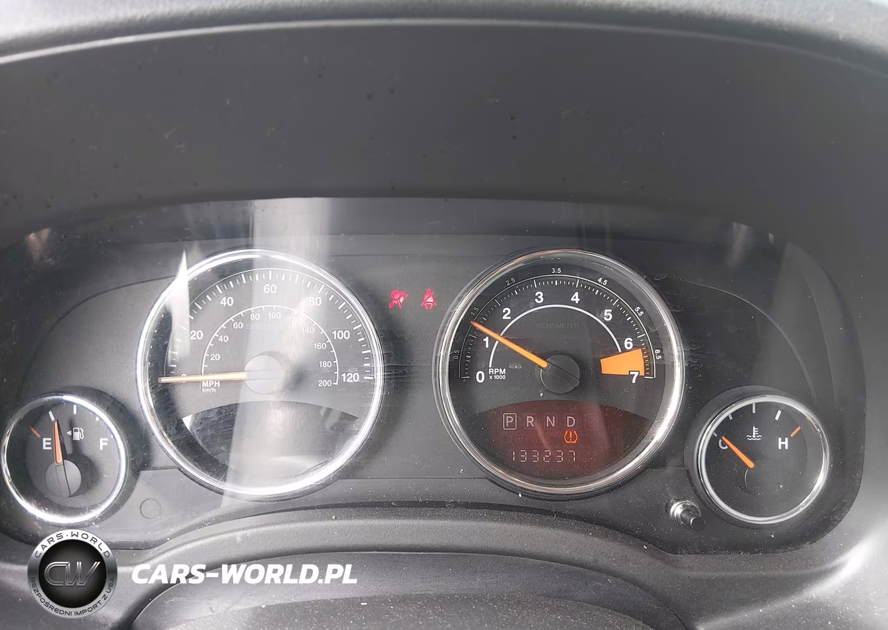2014 Jeep Compass Latitude VIN:1C4NJCEA7ED538054 - 7