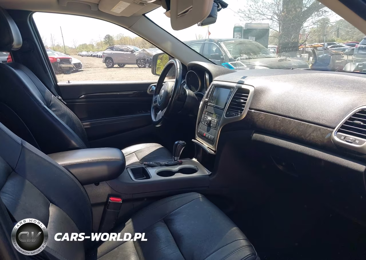 2012 Jeep Grand Cherokee Laredo VIN:1C4RJFAG3CC350423 - 5
