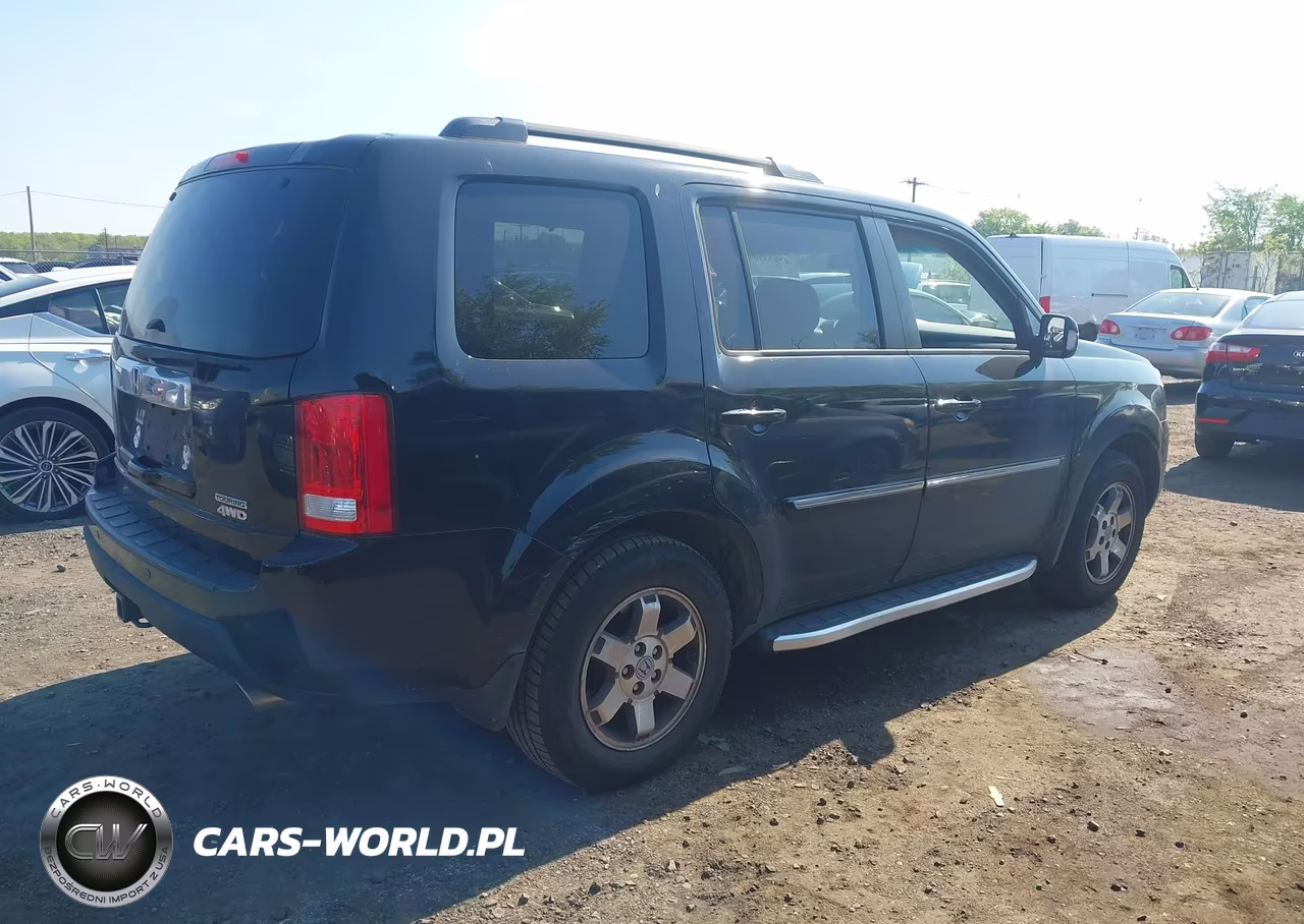 2011 Honda Pilot Touring VIN:5FNYF4H9XBB081296 - 4