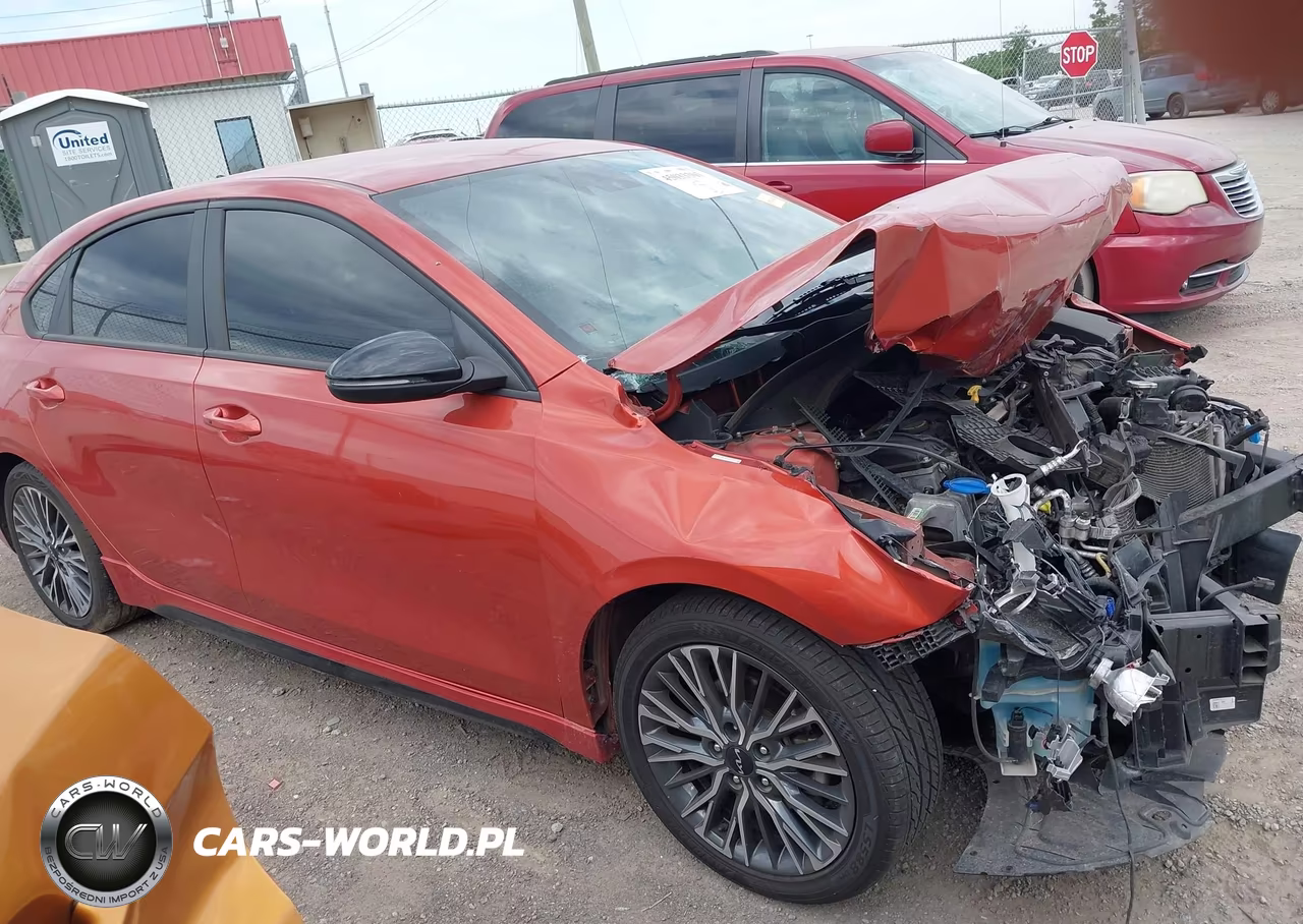 2023 Kia Forte Gt-Line VIN:3KPF54ADXPE553230 - 13