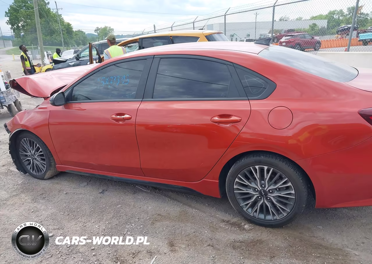 2023 Kia Forte Gt-Line VIN:3KPF54ADXPE553230 - 14