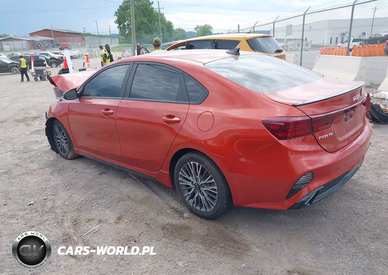 2023 Kia Forte Gt-Line VIN:3KPF54ADXPE553230 - 3