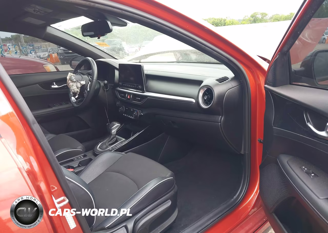 2023 Kia Forte Gt-Line VIN:3KPF54ADXPE553230 - 5