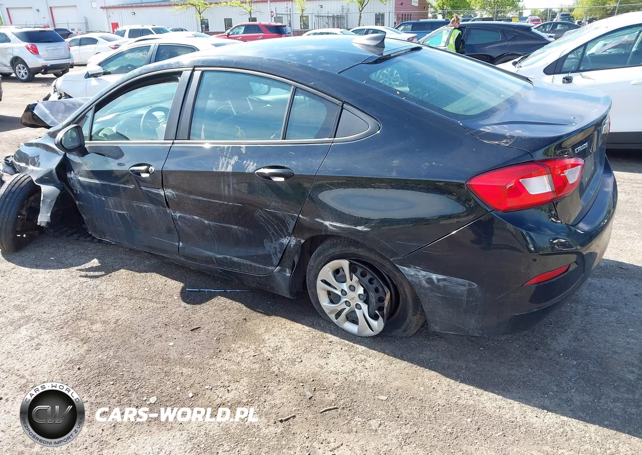 2019 Chevrolet Cruze Ls VIN:1G1BC5SM1K7150196 - 3