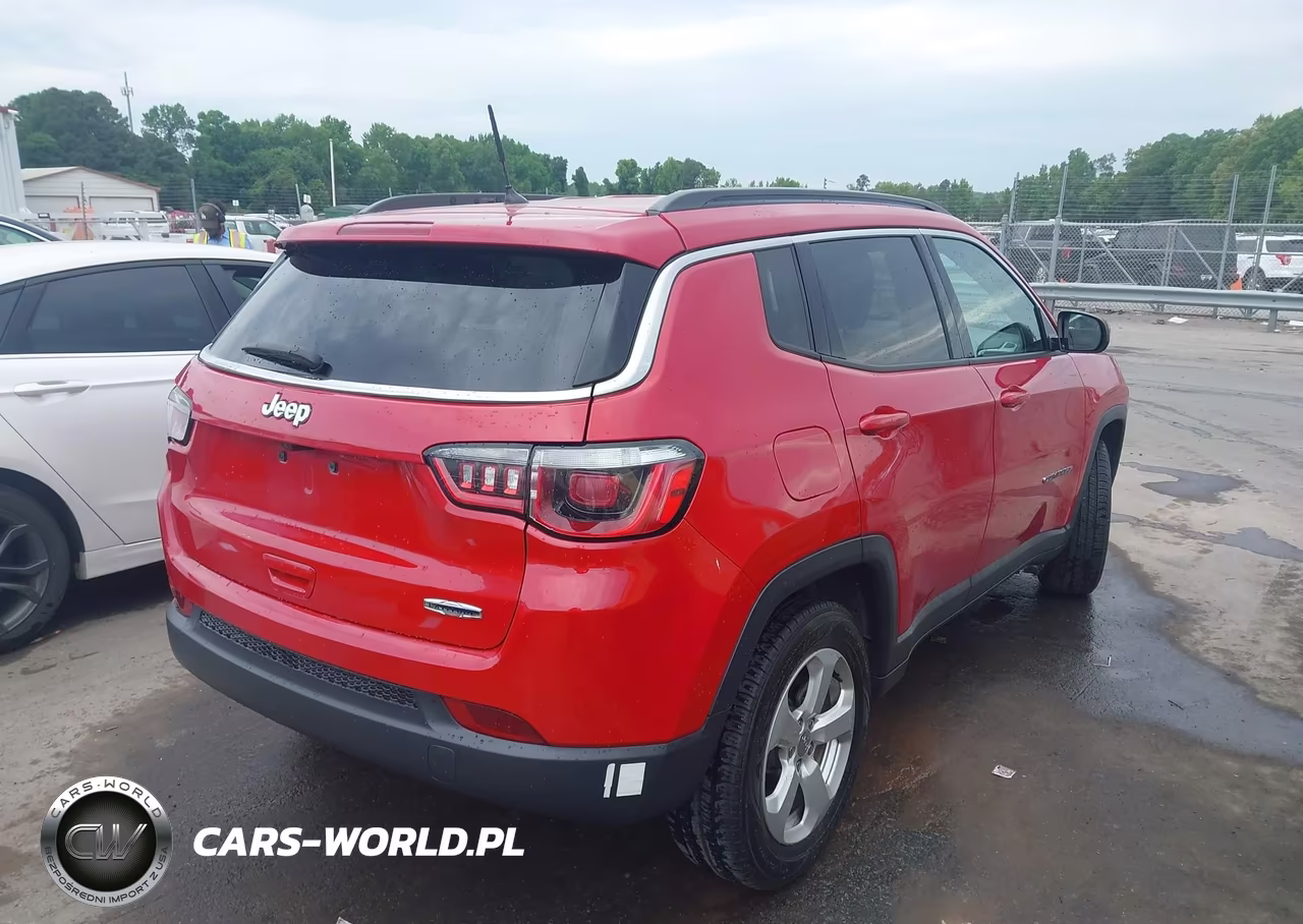 2018 Jeep Compass Latitude Fwd VIN:3C4NJCBB6JT186781 - 4