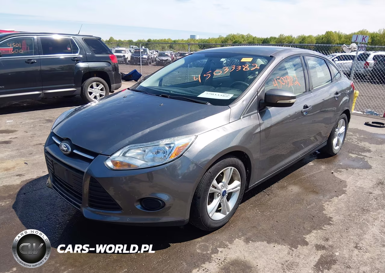 2014 Ford Focus Se VIN:1FADP3F22EL270155 - 2