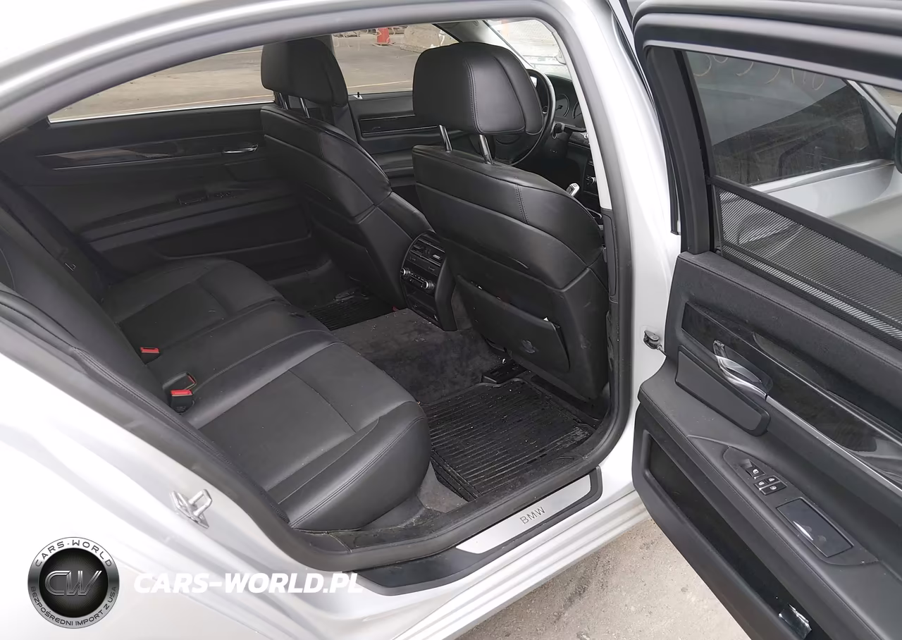 2010 BMW 750Li xDrive VIN:WBAKC8C56AC430828 - 8