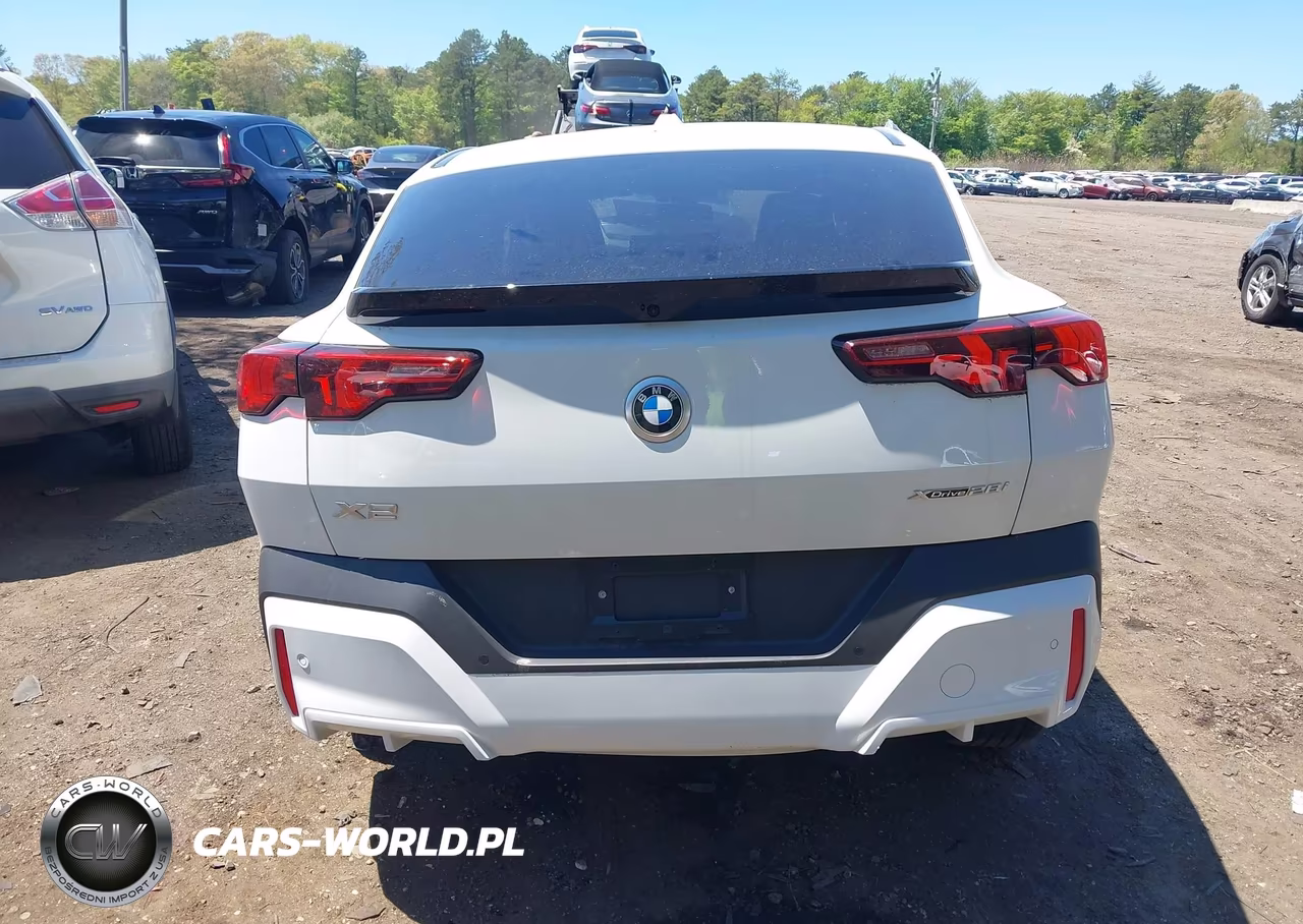 2025 BMW X2 xDrive28I VIN:WBX63GM05S5389585 - 15